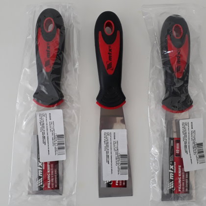 ESPATULA AÇO INOX LISA CABO PVC -40mm - 1. 1/2 Pol 