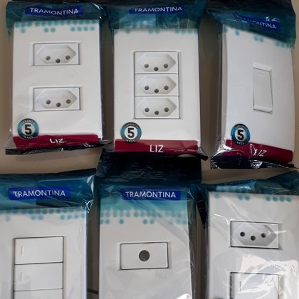 INTERRUPTORES E TOMADAS TRAMONTINA